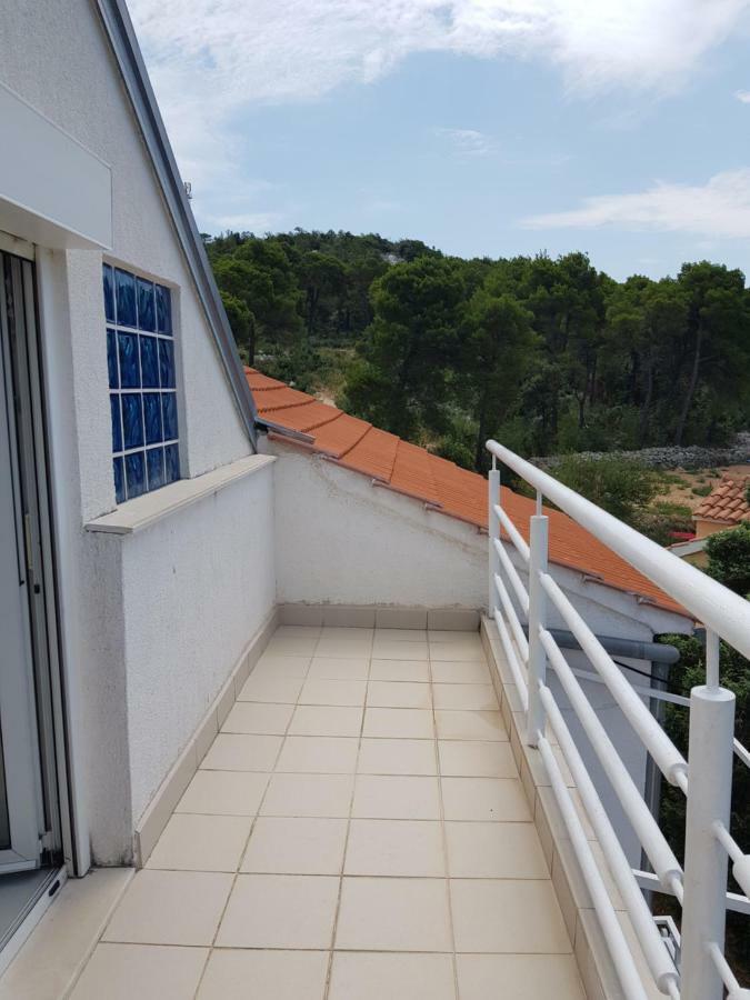 Holiday House "Villa Flora" Шибеник Экстерьер фото